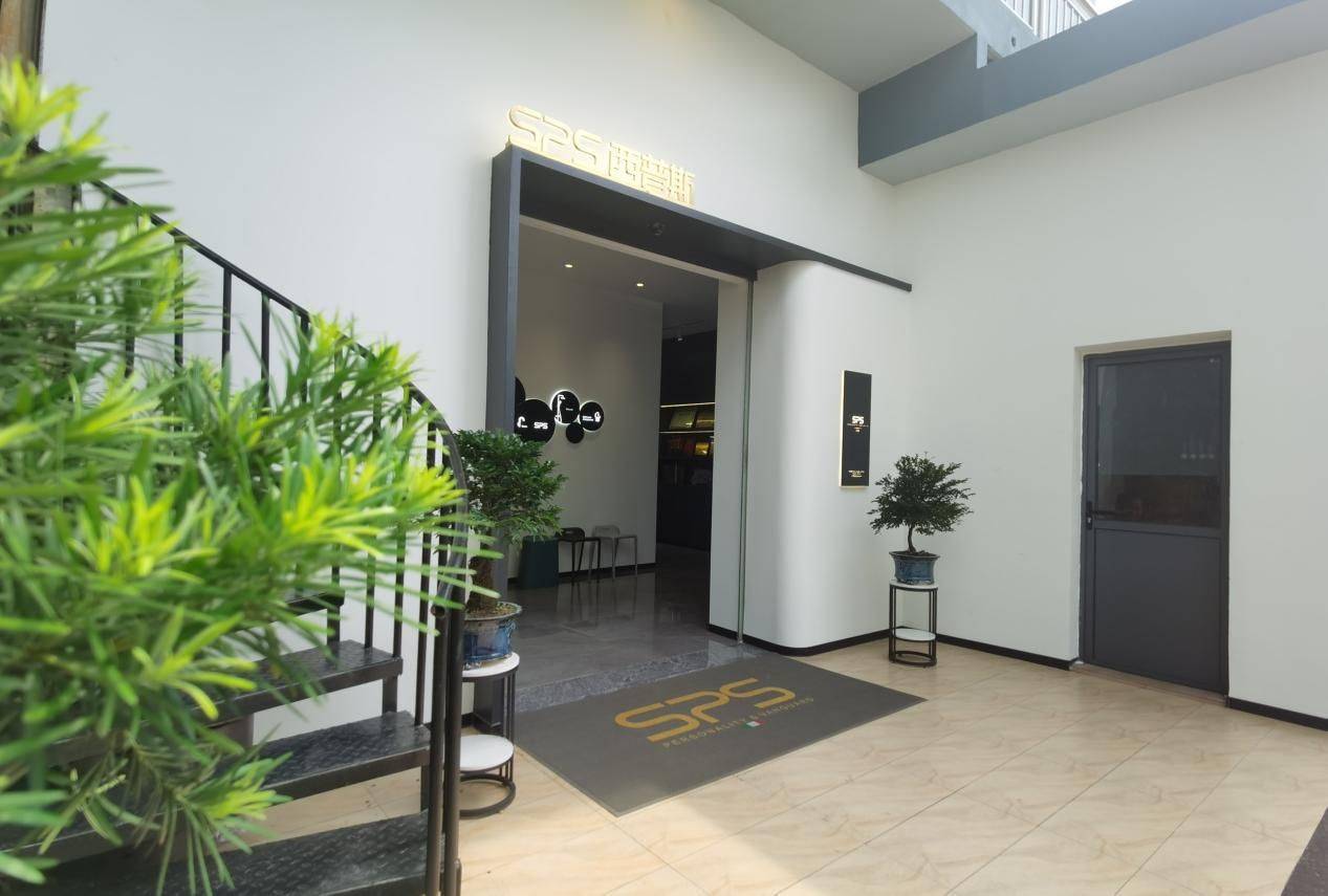 澳门游戏官网SPS西普斯卫浴总部展厅升级：用空间美学彰显品牌力量(图2)