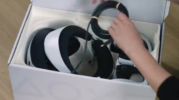澳门最新网站游戏PS VR2包装盒展示：千万别扔！可以重新收纳设备(图1)